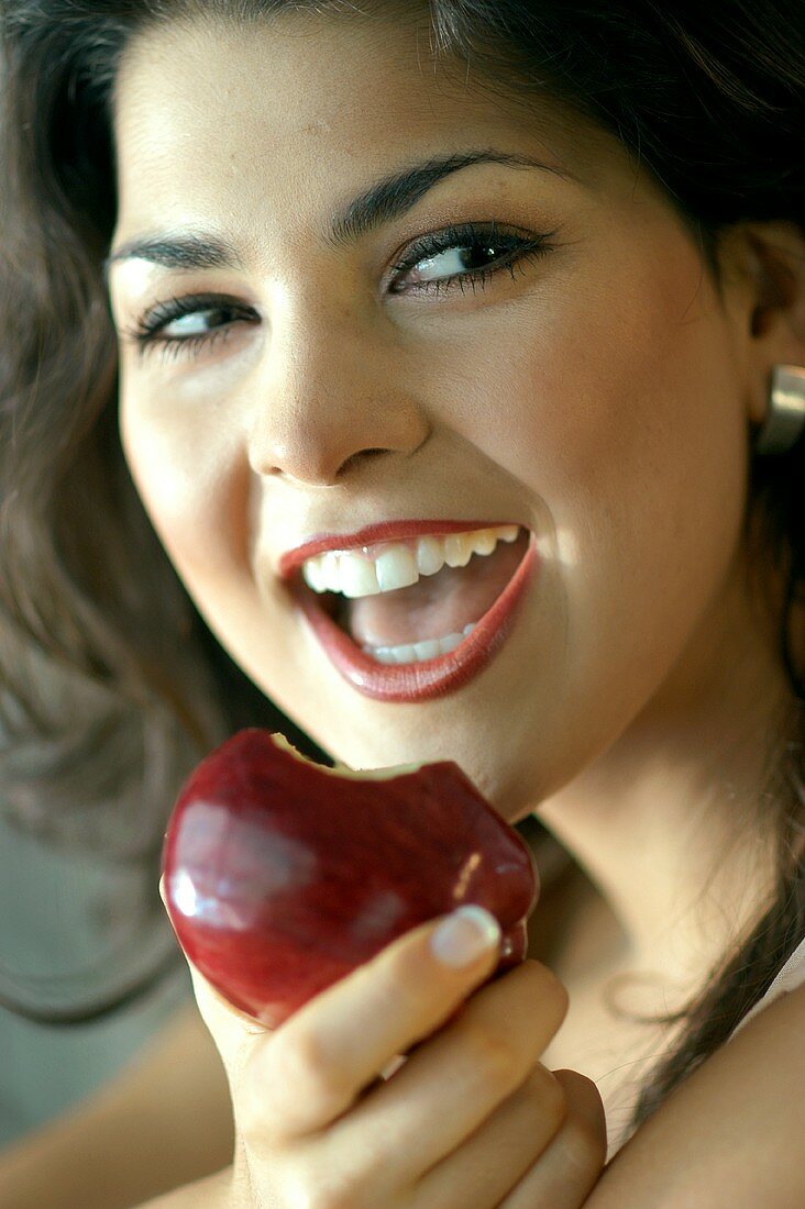 Now To Love - The anti-ageing diet: Foods that can prevent wrinkles for younger looking skin